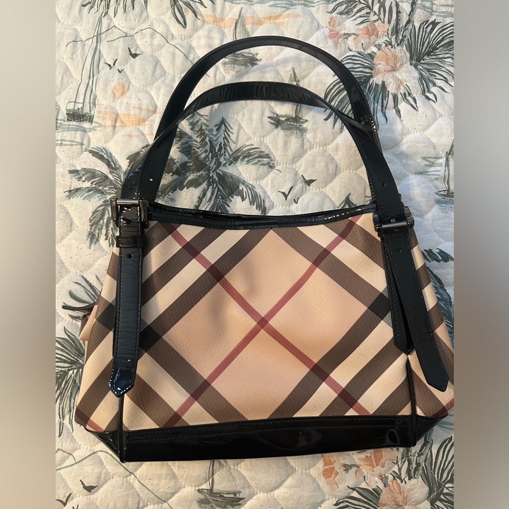 Burberry Nova Check Tote 🧡⭐️